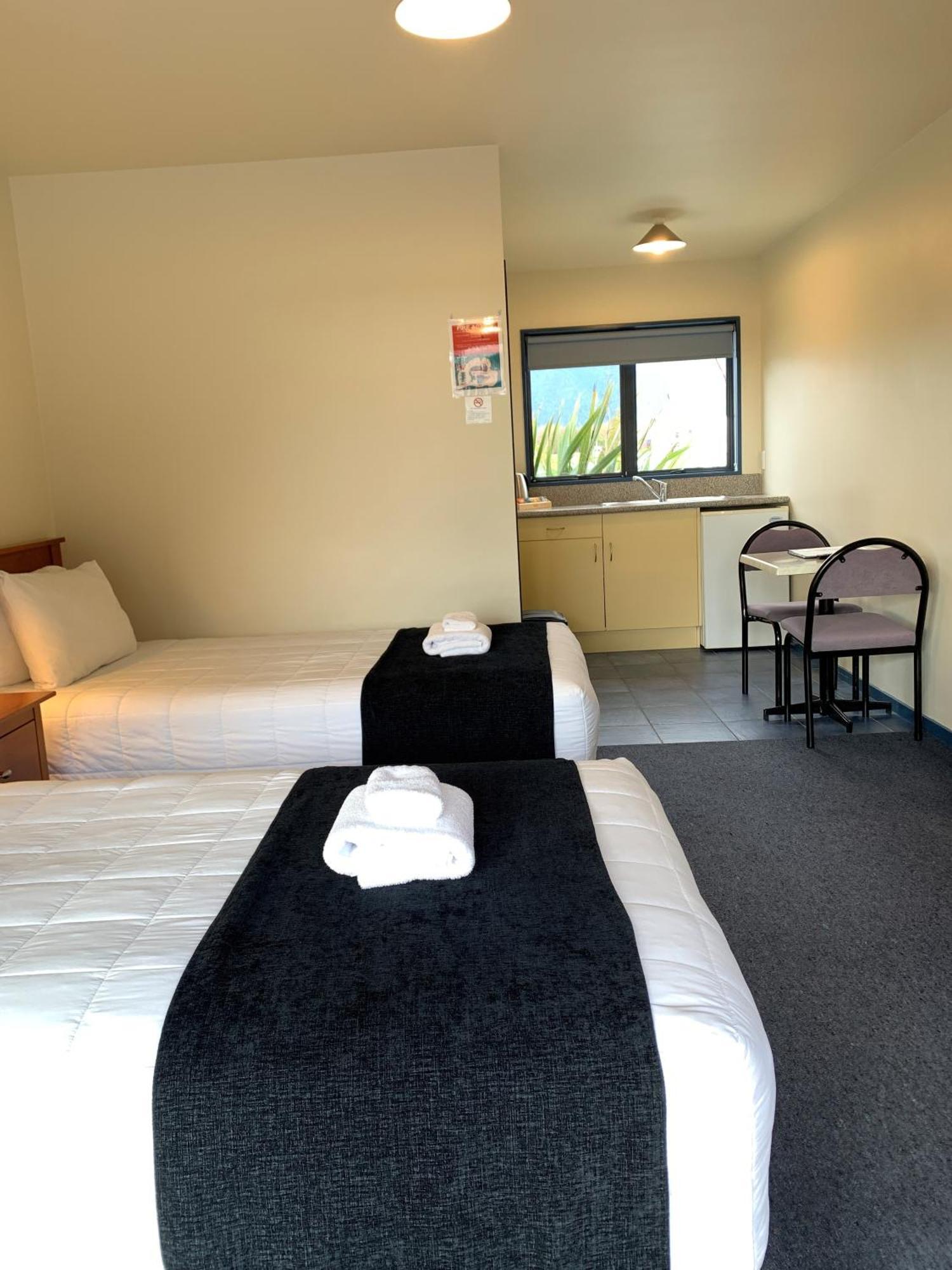 Haast River Motels & Holiday Park Exterior photo